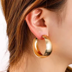 Day&Eve Wide Shiny Hoop - E4633
